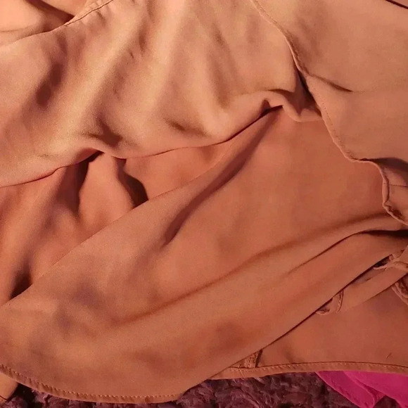 Bobeau Green Envelope Bundle 3 Sleeveless Flowy Tips size Medium - Picture 5 of 11